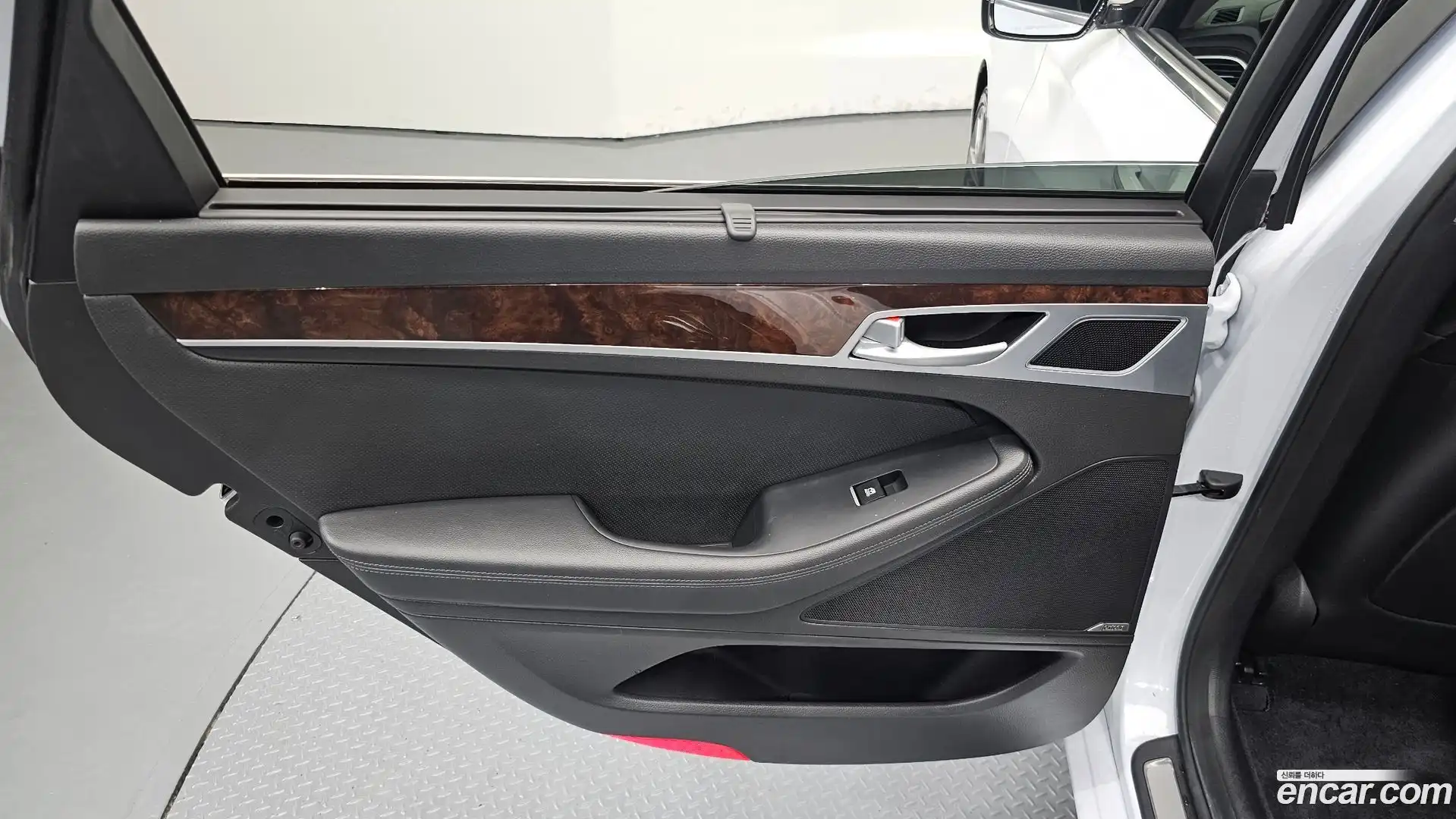 Genesis Hyundai 2016.4-INNER-035