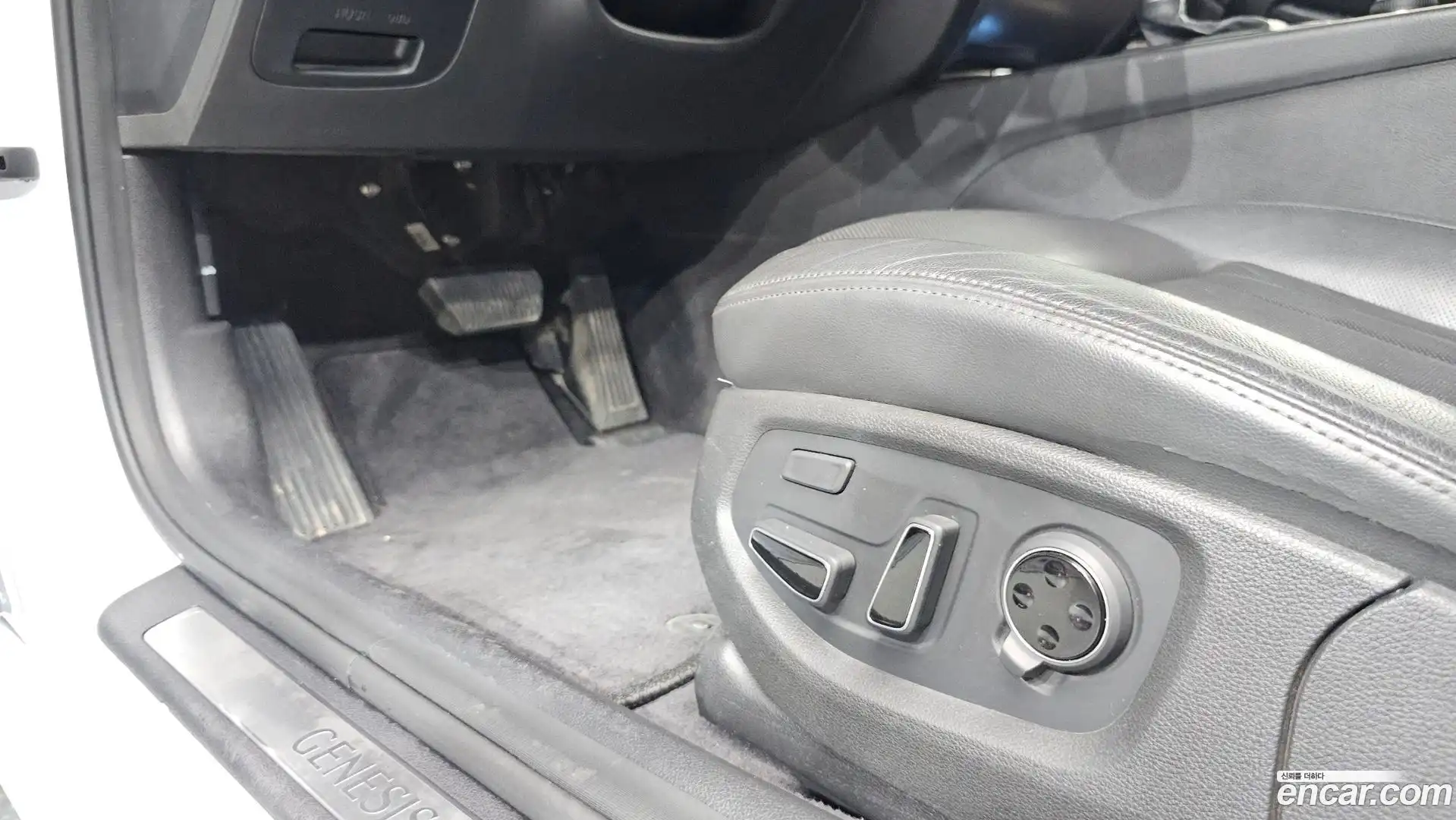 Genesis Hyundai 2016.4-OPTION-043