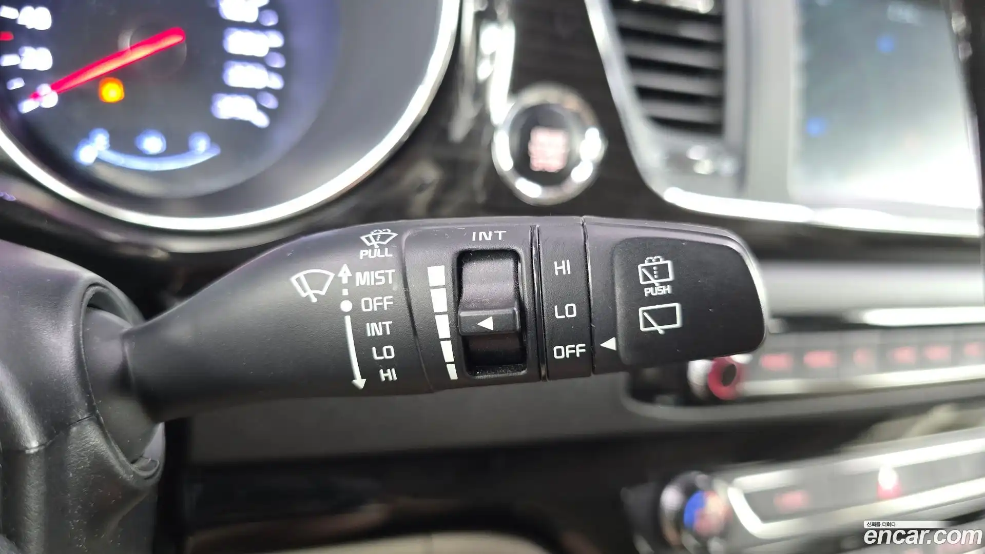 Canival Kia 2019.1-OPTION-023