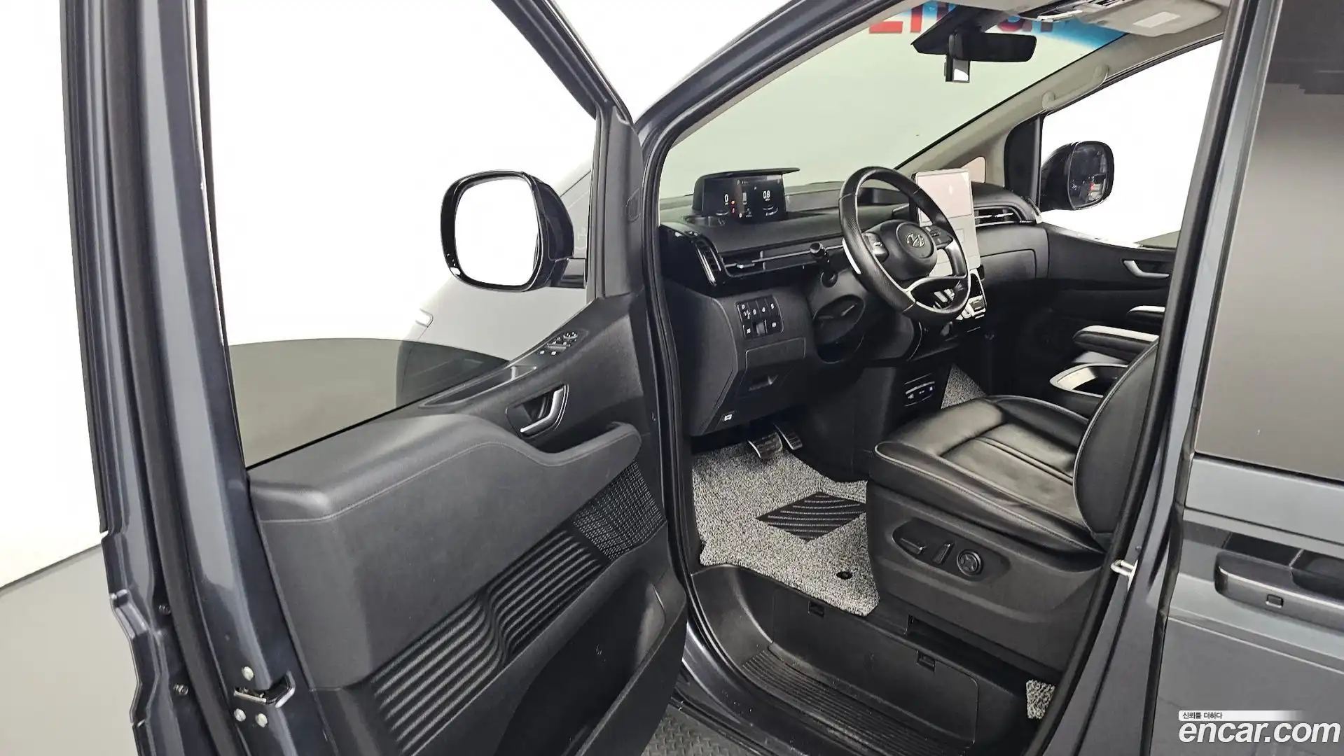 Staria Hyundai 2021.10-INNER-010