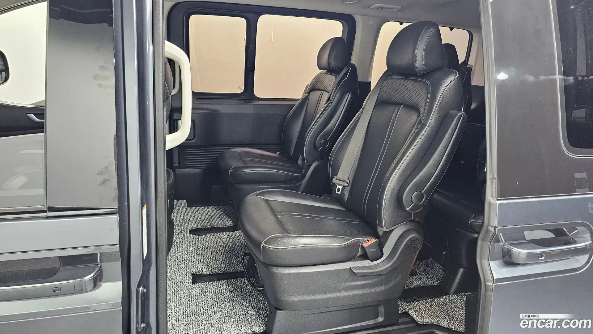 Staria Hyundai 2021.10-OPTION-015