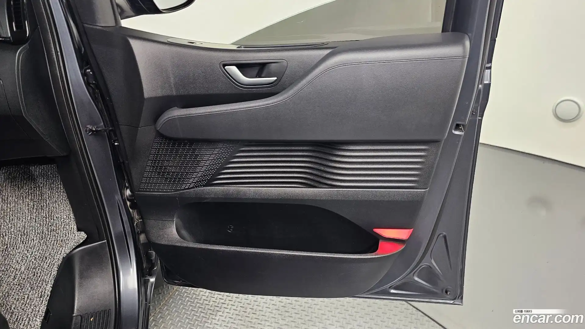 Staria Hyundai 2021.10-INNER-035
