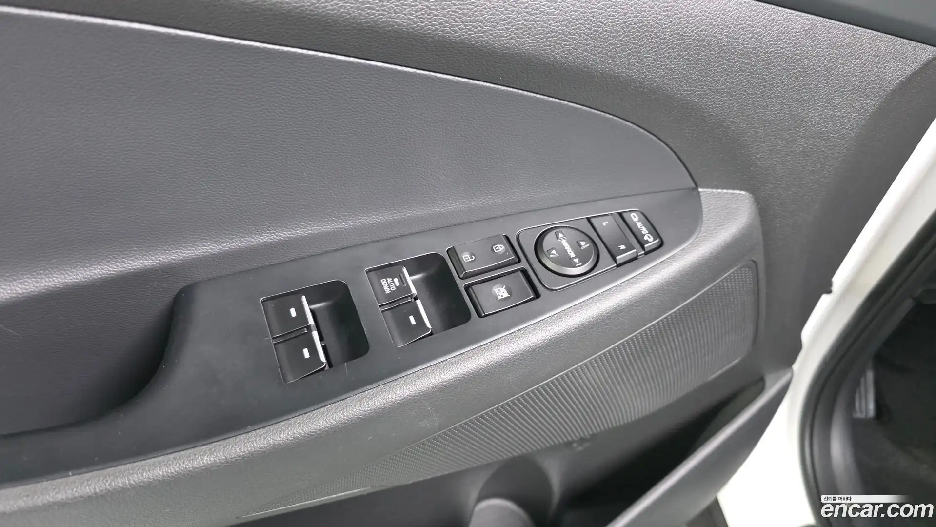 Tucson Hyundai 2019.7-OPTION-041