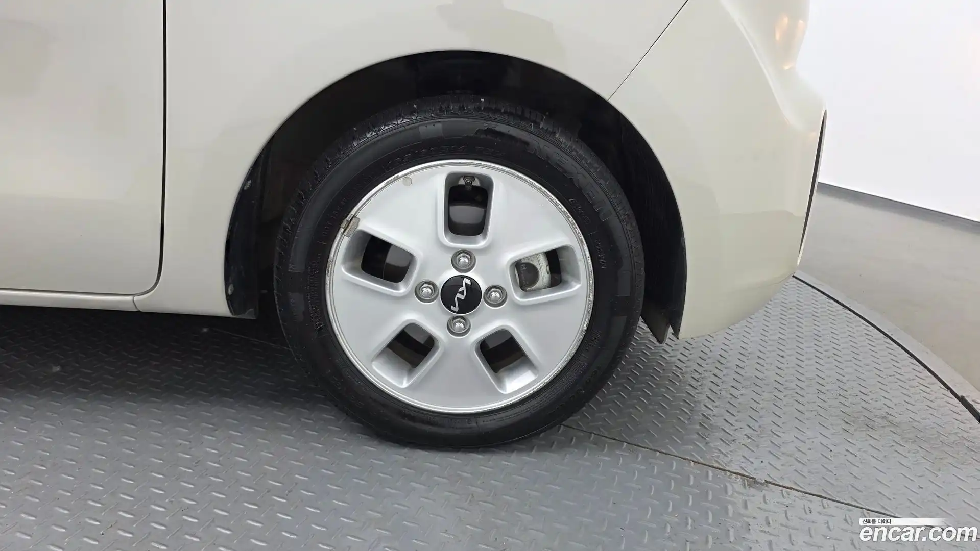 RAY Kia 2022.1-OUTER-031