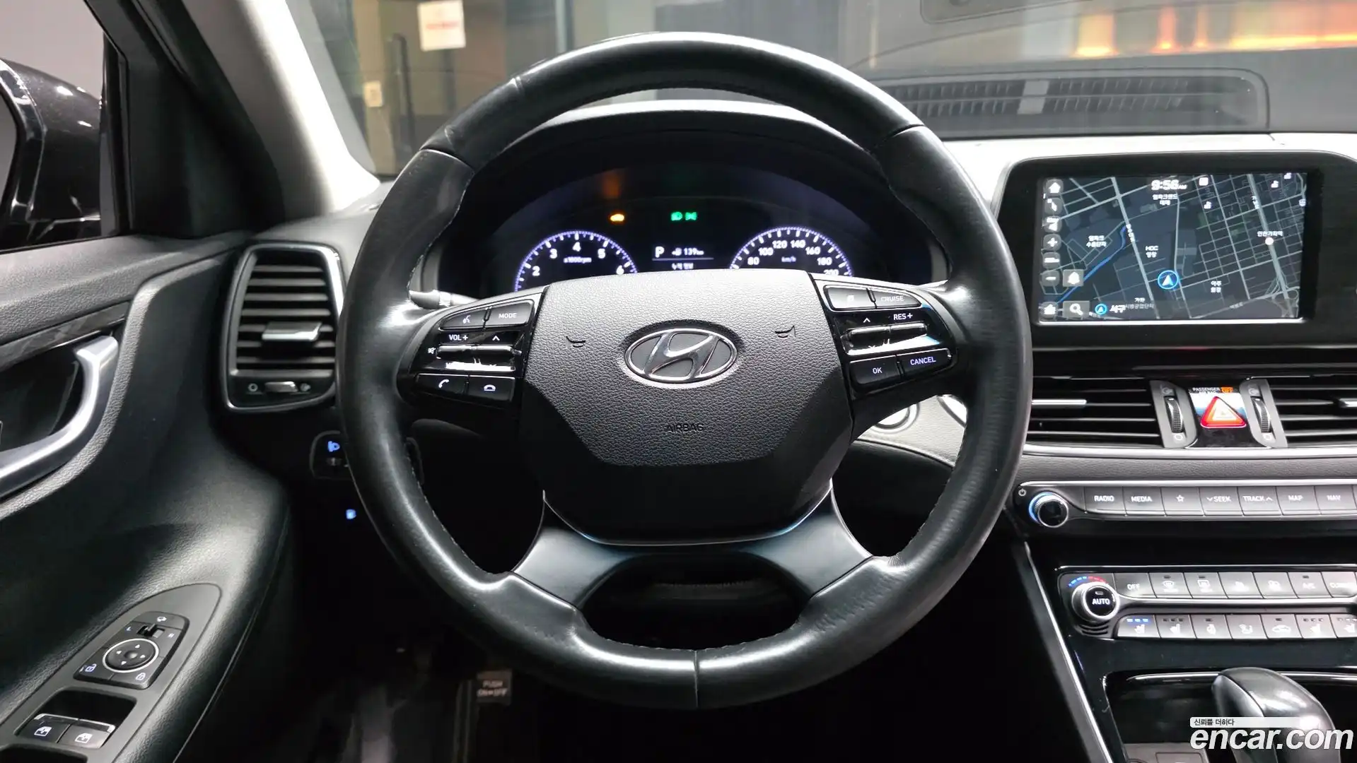 Grandeur Hyundai 2018.6-OPTION-017