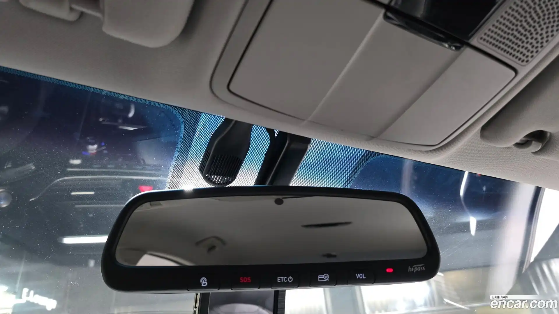 Grandeur Hyundai 2018.6-OPTION-021