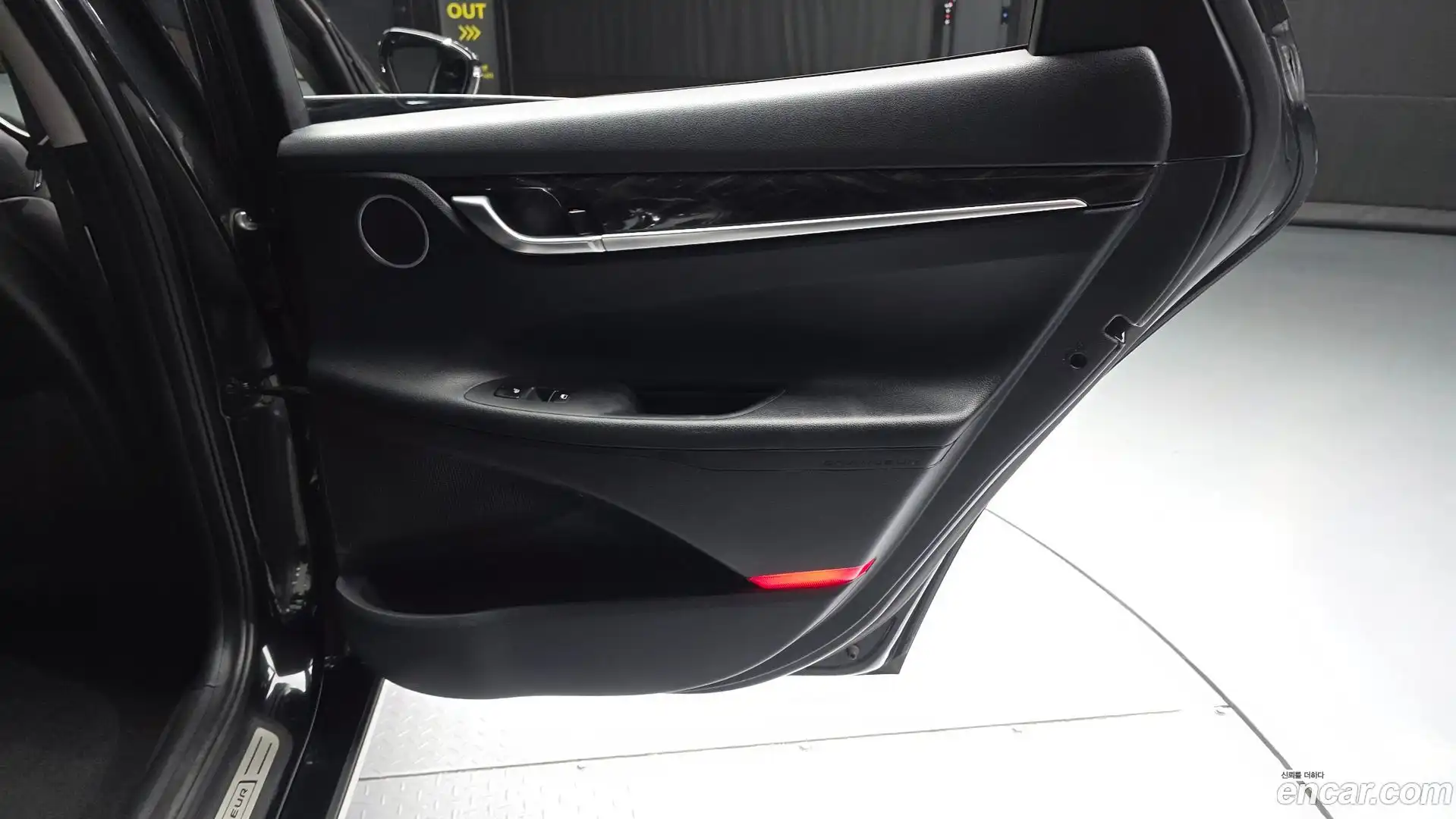 Grandeur Hyundai 2018.6-INNER-035