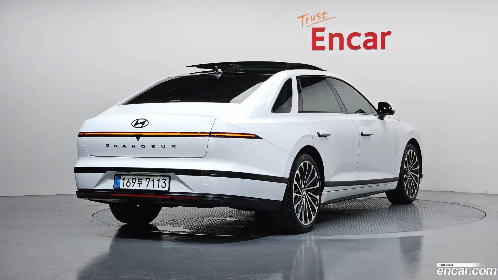 Grandeur Hyundai 2025.0-OUTER-002
