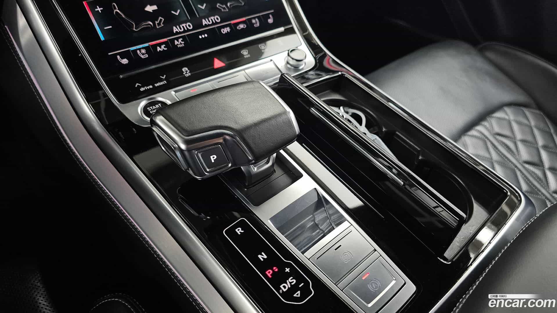 Q8 Audi 2021.9-INNER-009