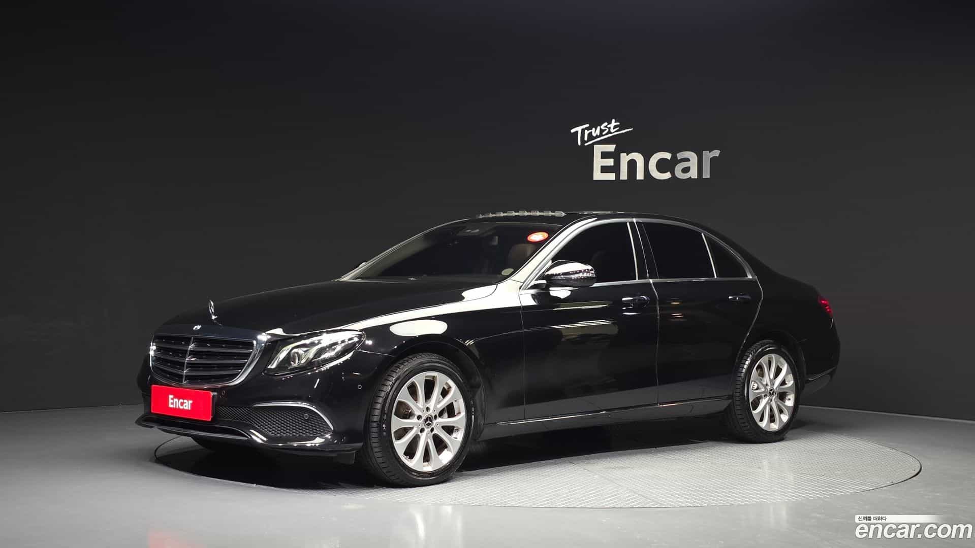 E-Class Mercedes-Benz 2019.6-OUTER-001