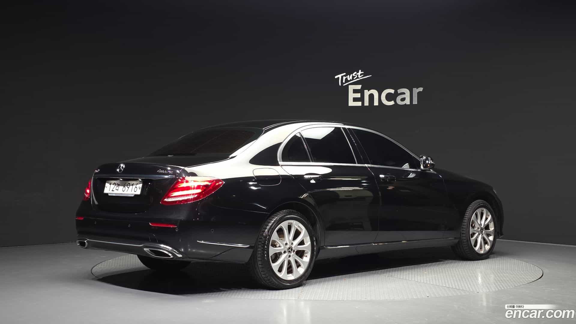 E-Class Mercedes-Benz 2019.6-OUTER-002