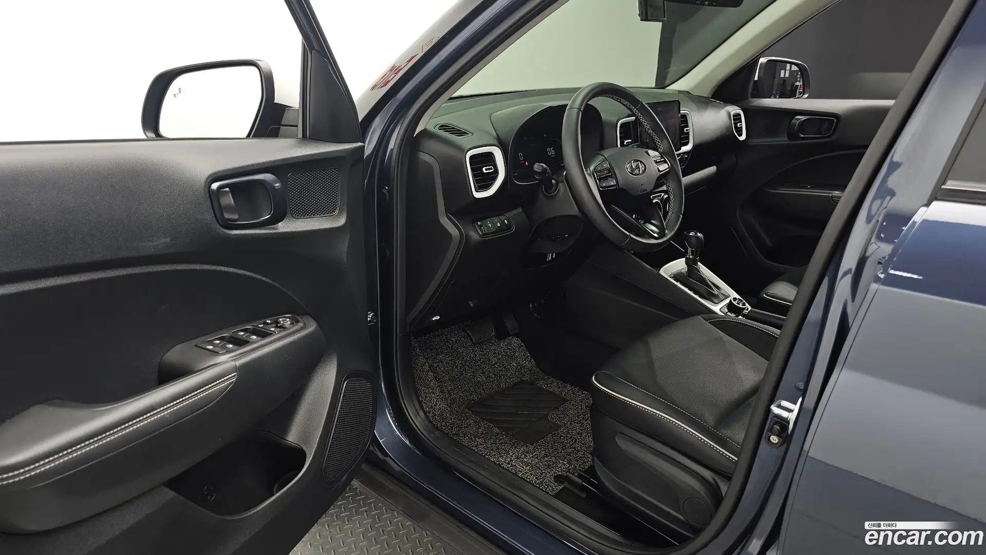 Venue Hyundai 2024.6-OPTION-015