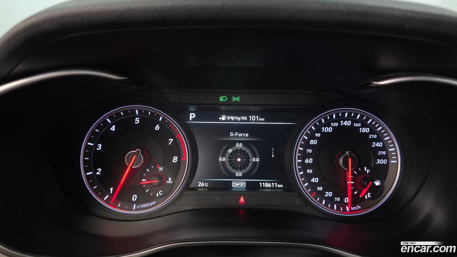G70 Genesis 2019.1-INNER-008