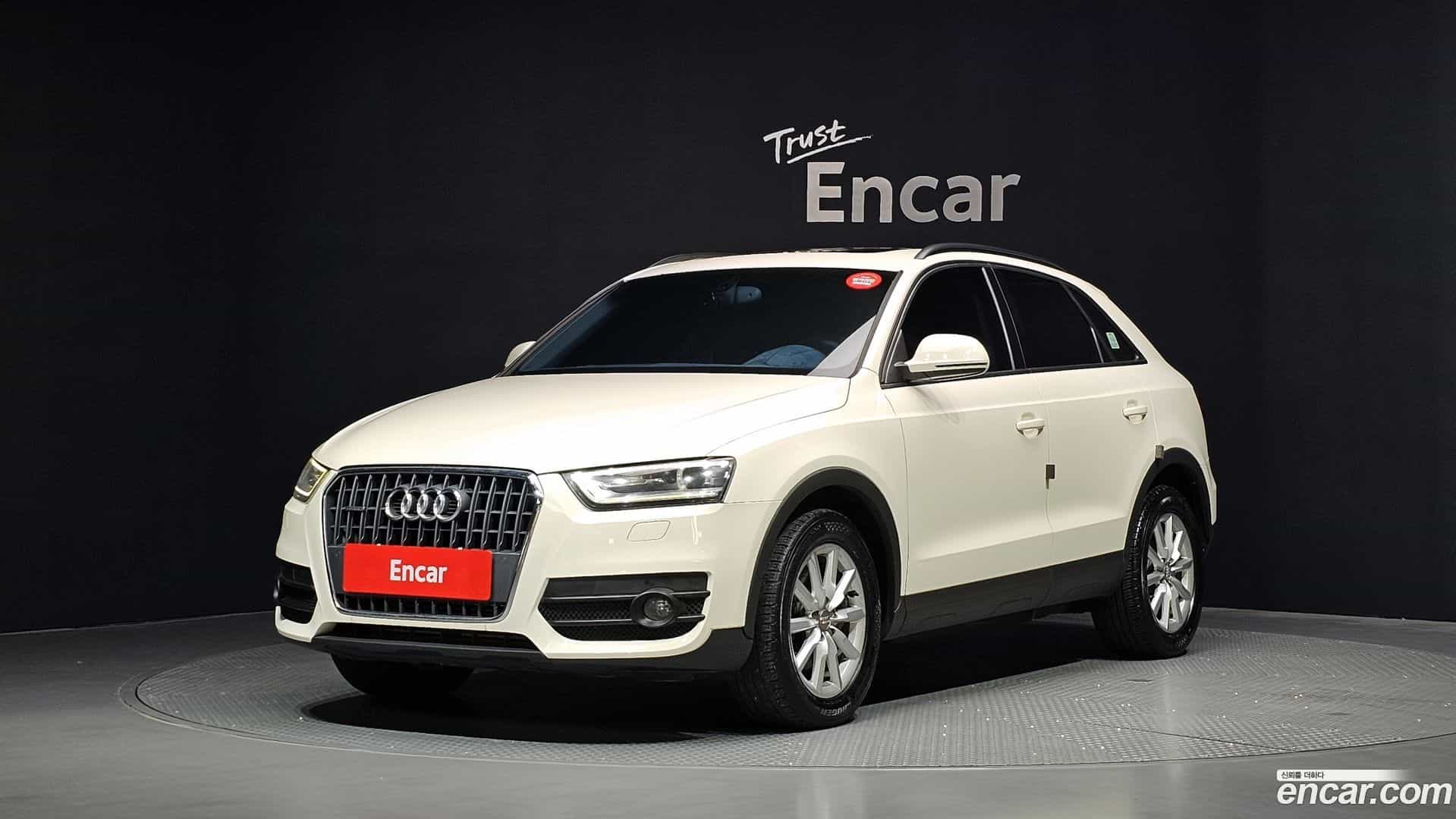 Q3 Audi 2014.6-OUTER-001