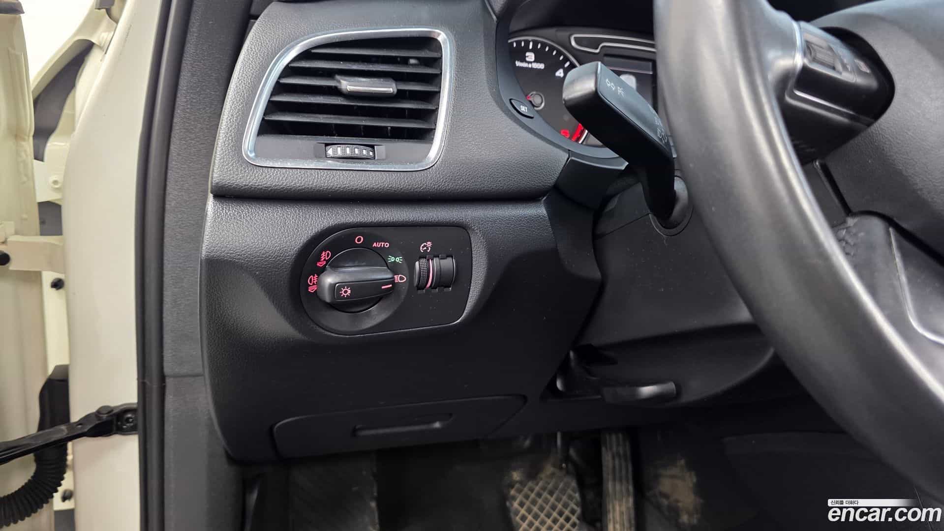 Q3 Audi 2014.6-OPTION-020