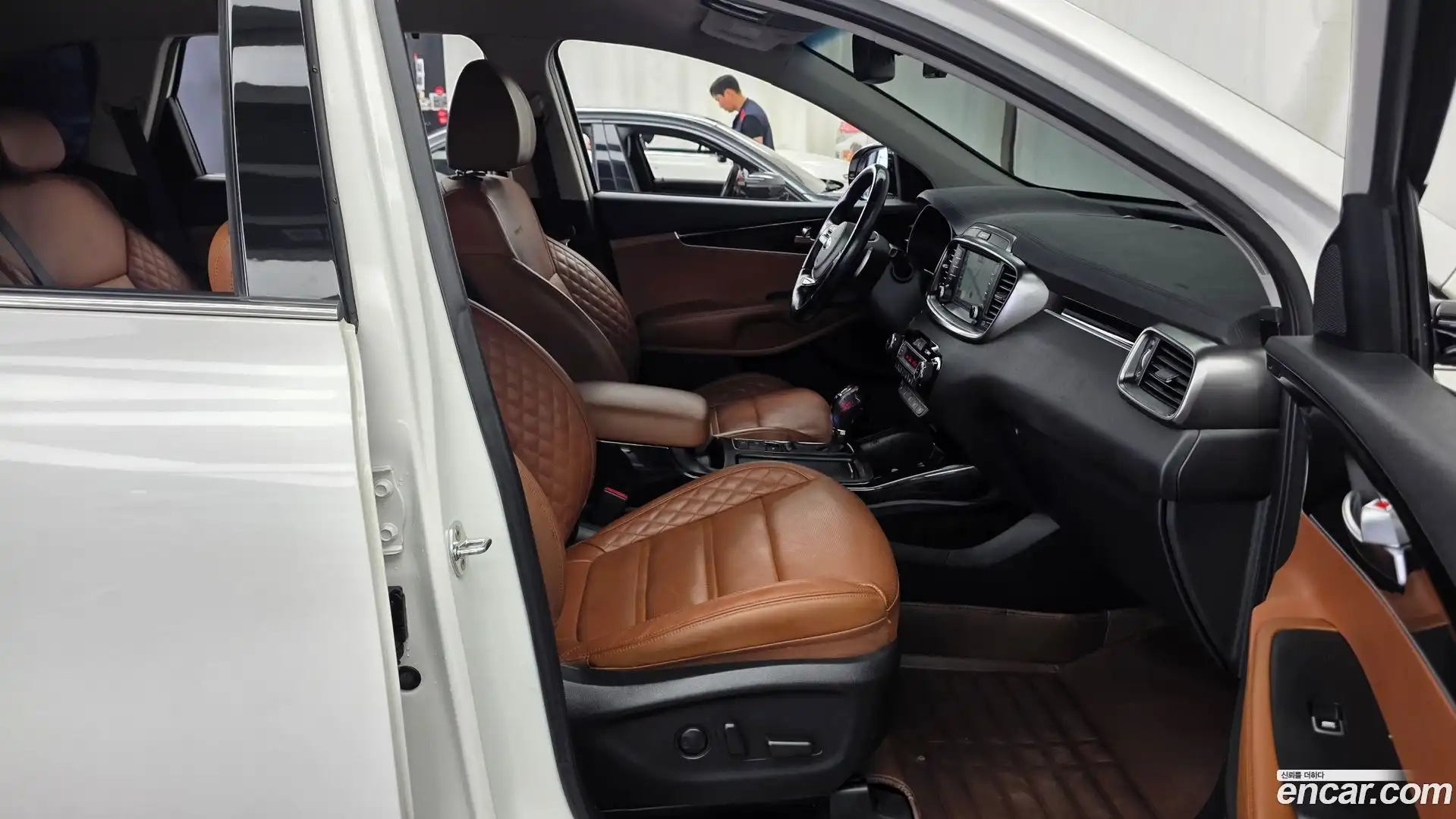 Sorento Kia 2019.5-OPTION-015