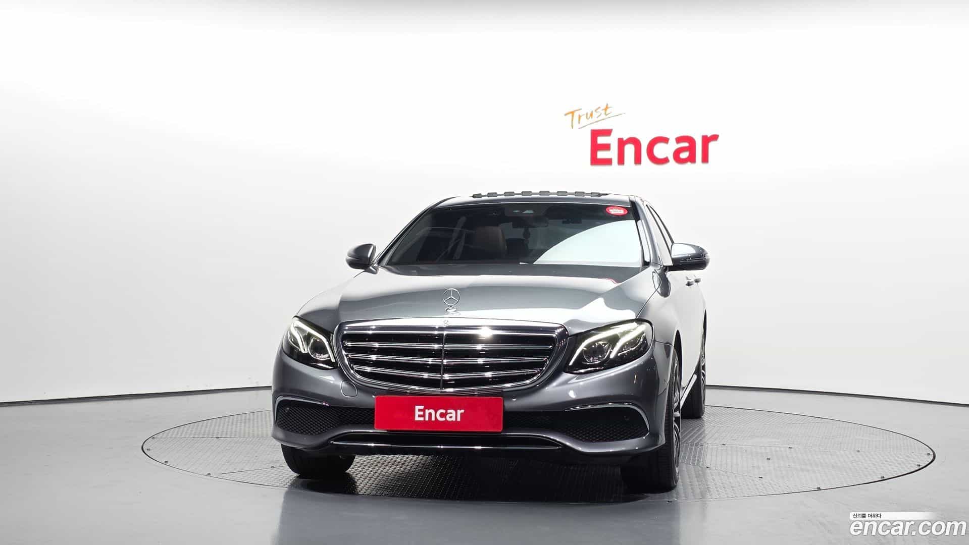 E-Class Mercedes-Benz 2019.7-OUTER-003