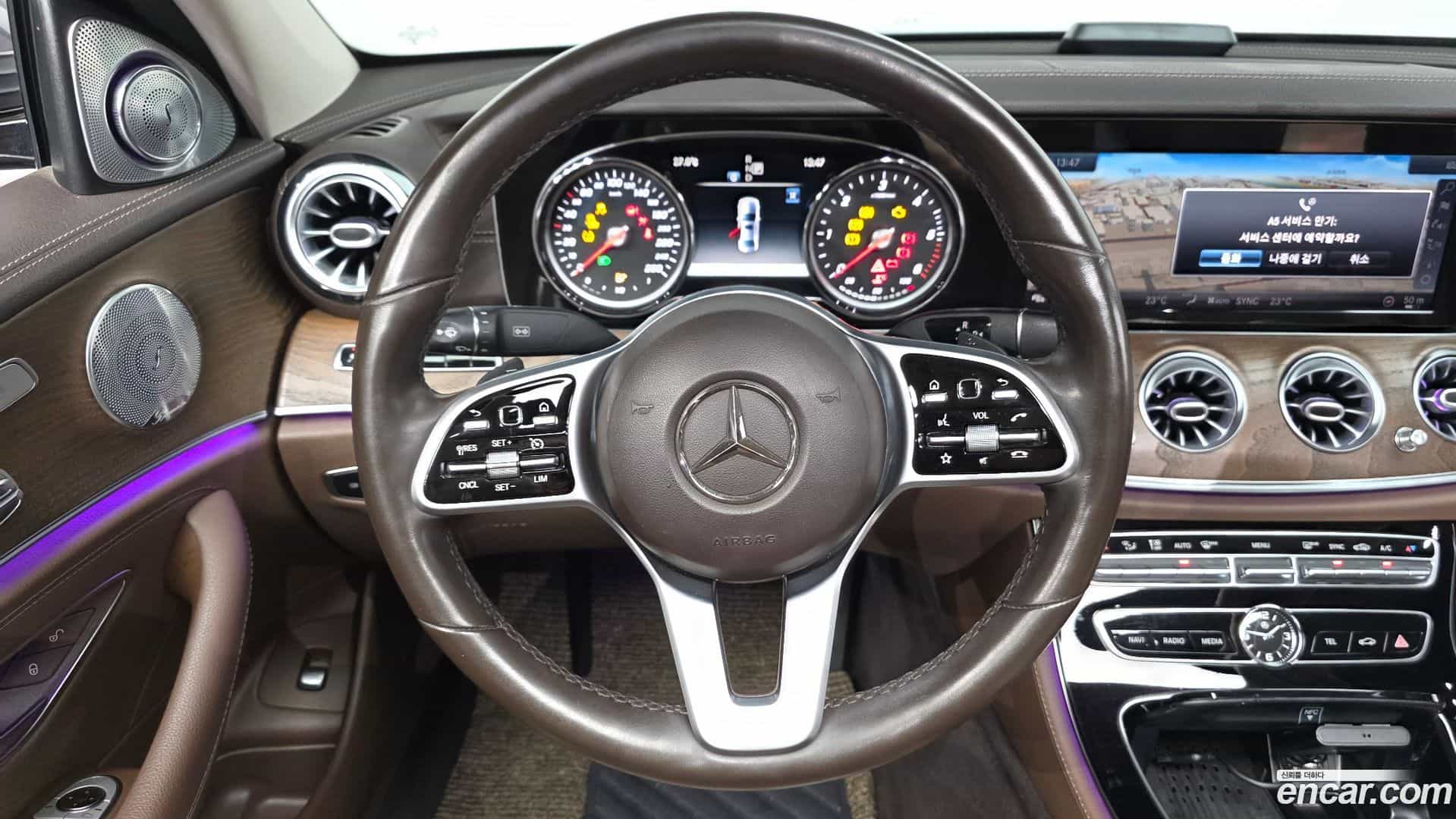 E-Class Mercedes-Benz 2019.7-OPTION-017