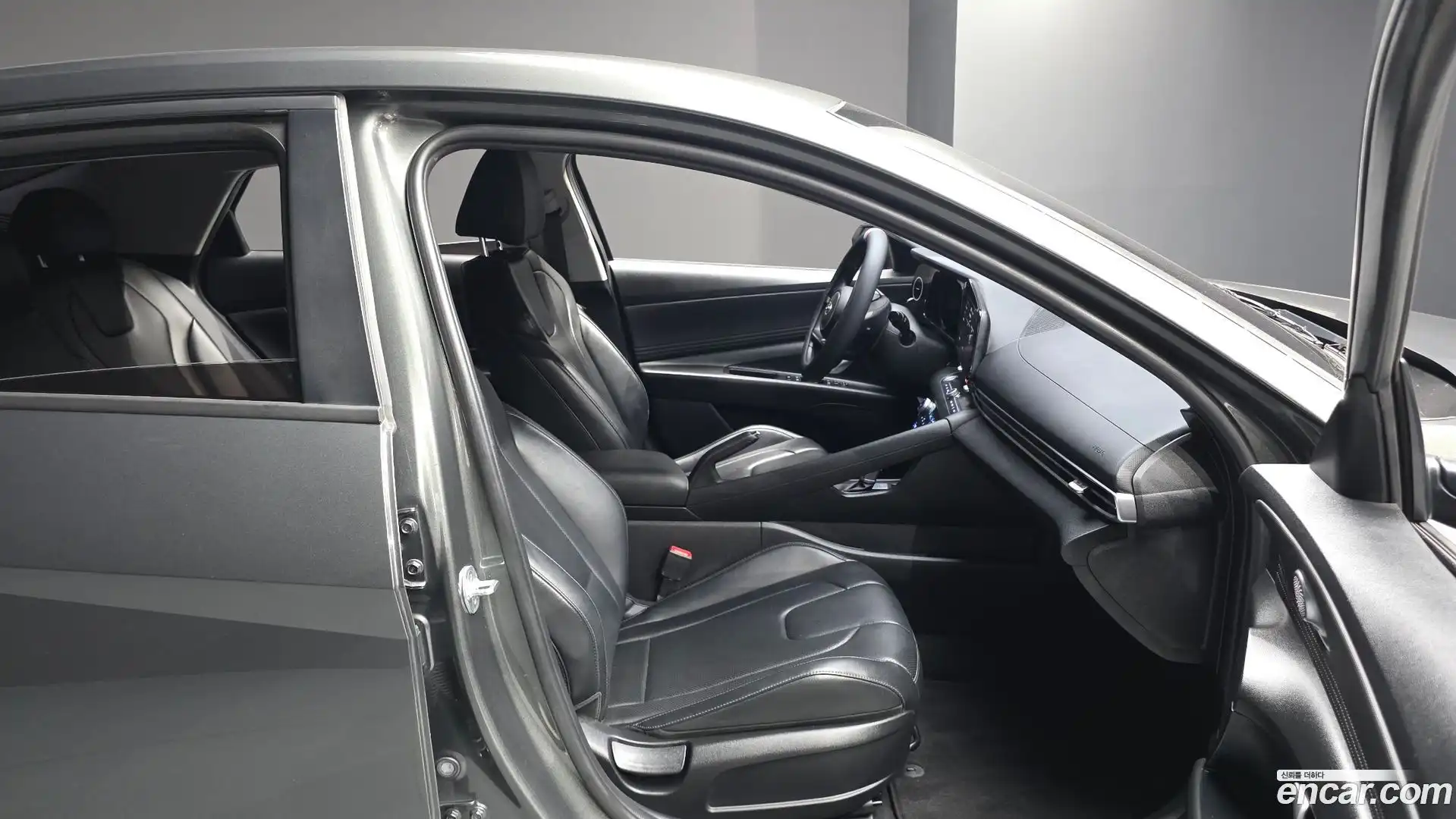 AVANTE Hyundai 2021.3-INNER-036
