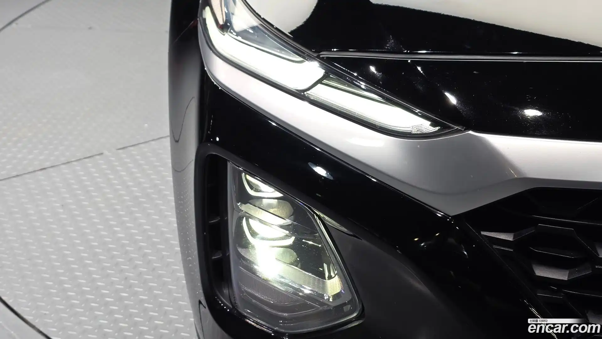 Santafe Hyundai 2019.0-OUTER-032