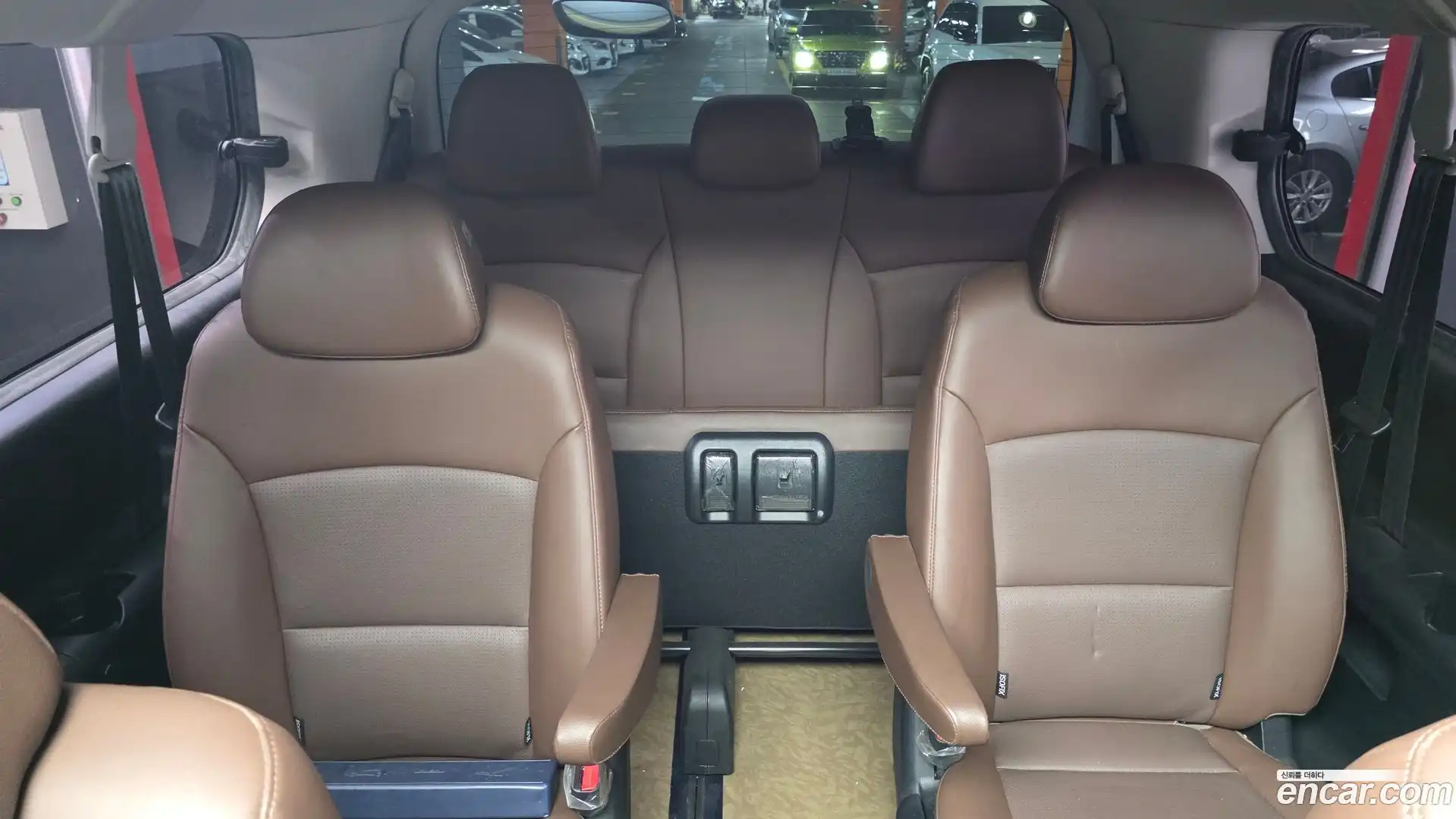 Starex Hyundai 2020.0-OPTION-017