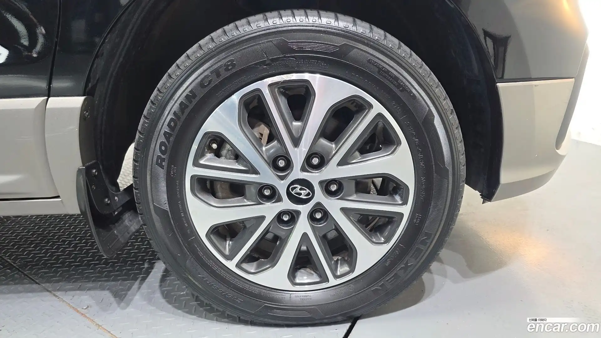 Starex Hyundai 2020.0-OUTER-031