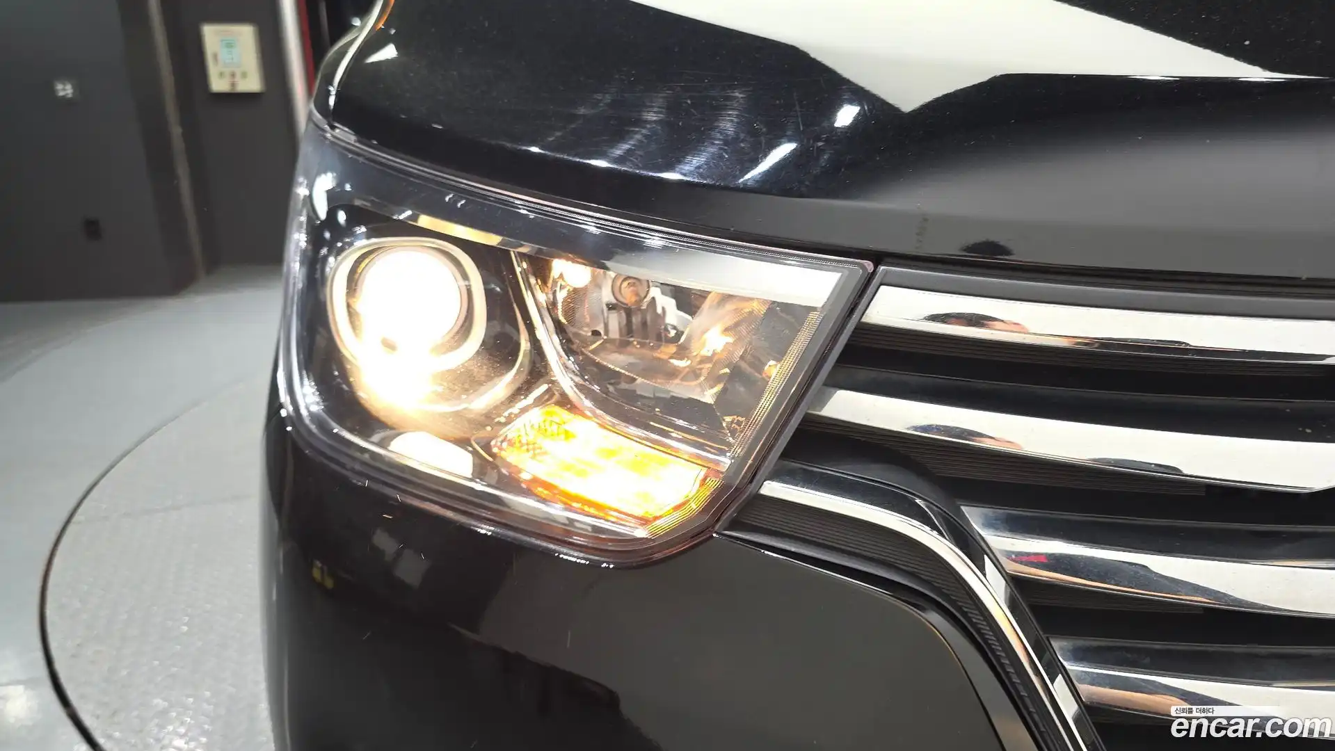 Starex Hyundai 2020.0-OUTER-032