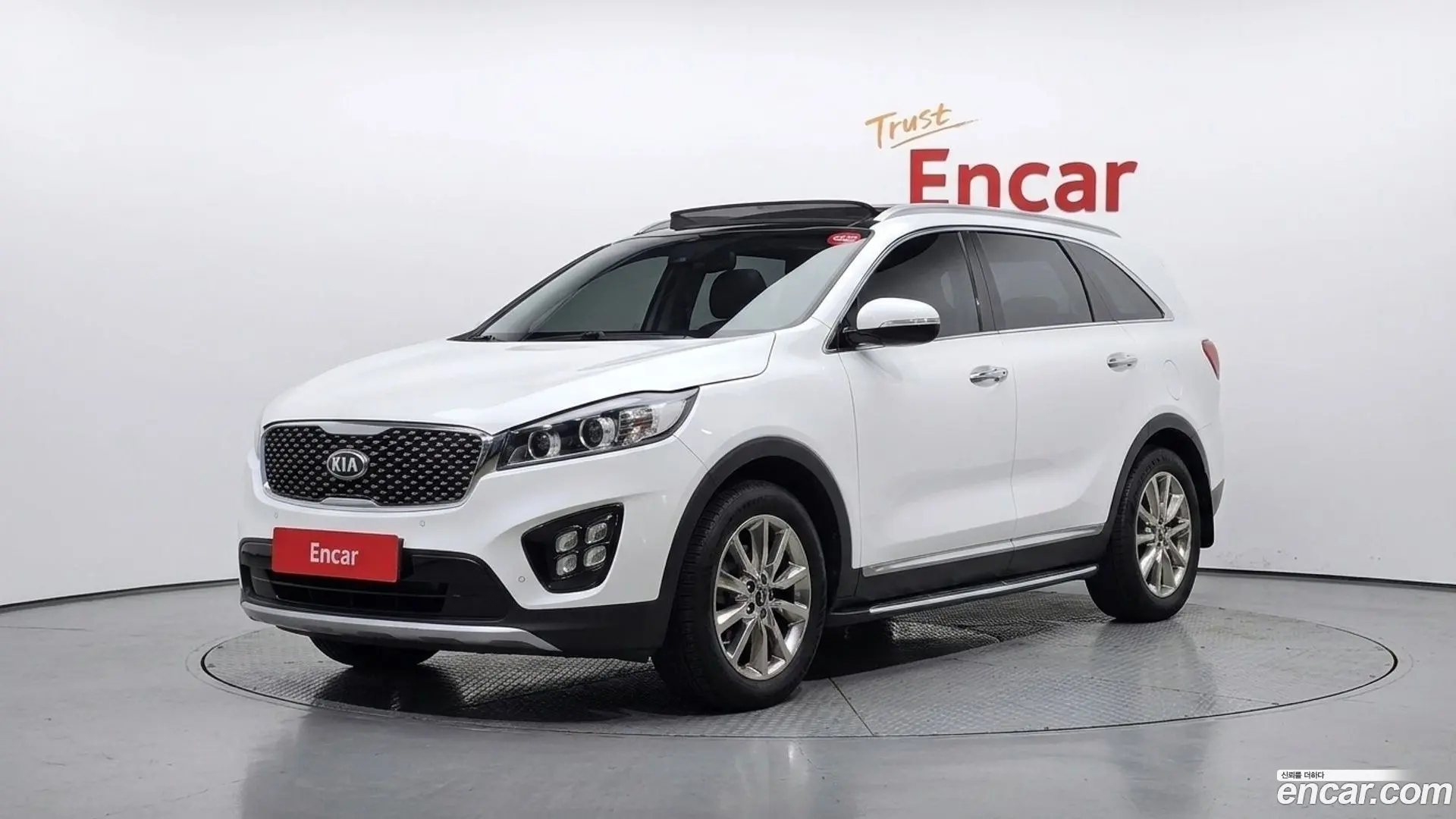 Main__Slider__Photo:Sorento Kia 2016.8-0