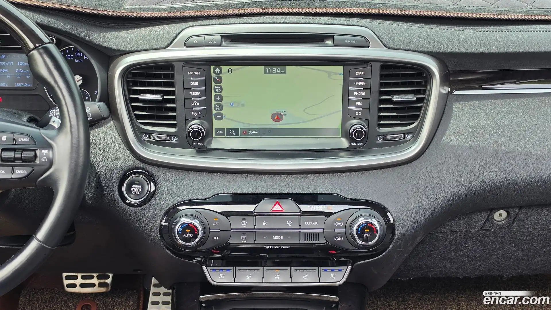 Sorento Kia 2016.8-OPTION-017