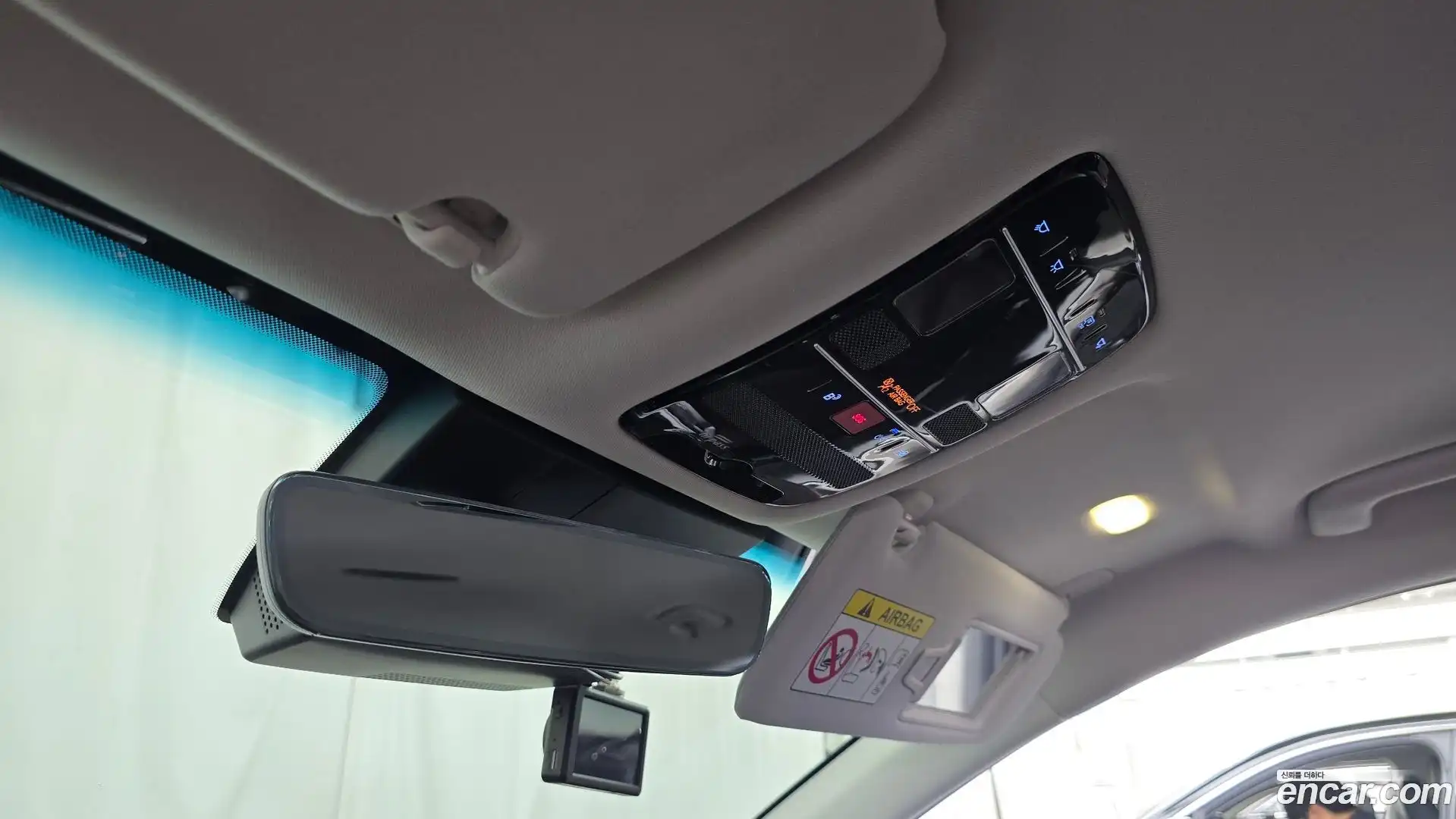 Grandeur Hyundai 2023.0-OPTION-022