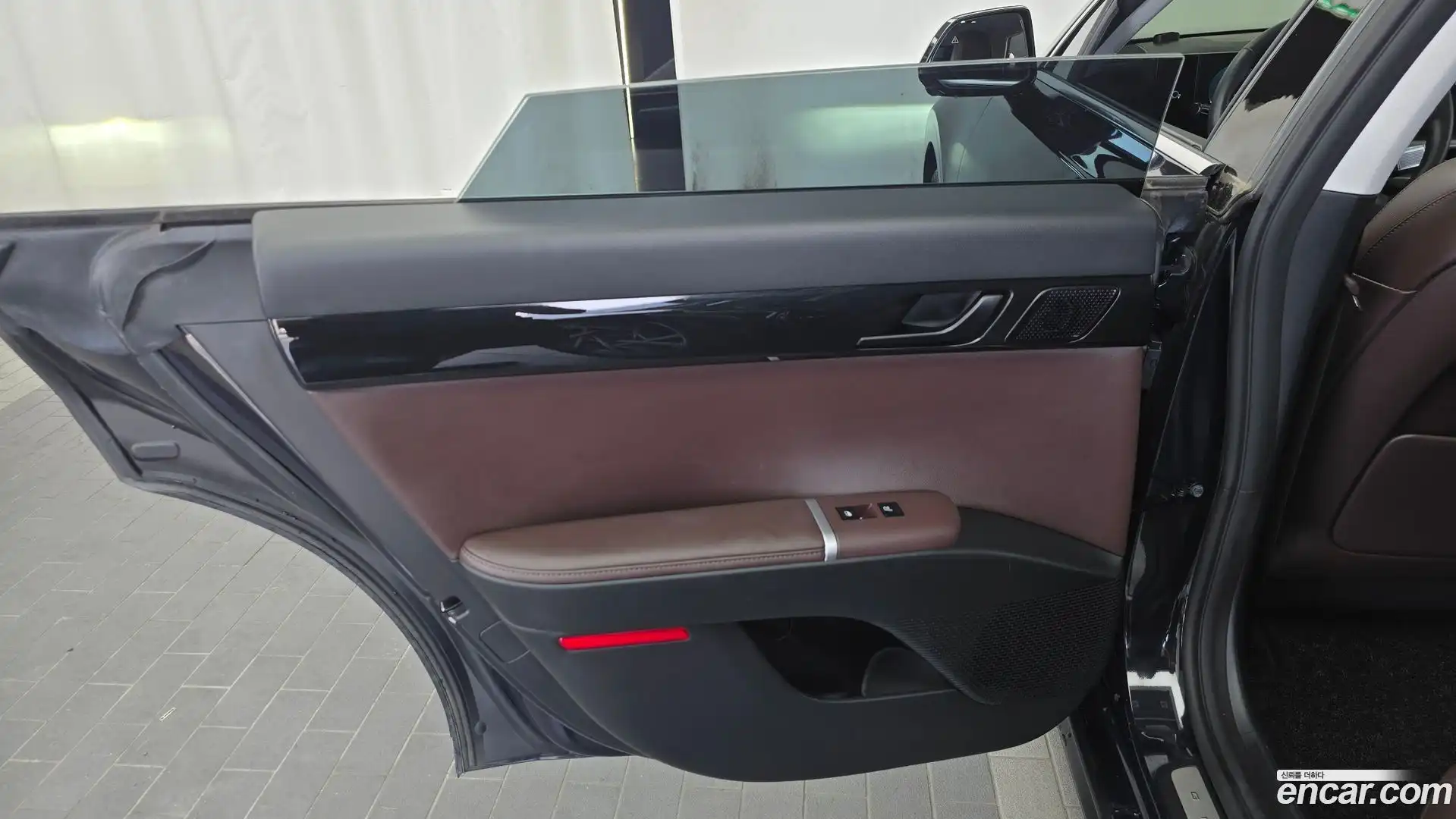 Grandeur Hyundai 2023.0-INNER-035