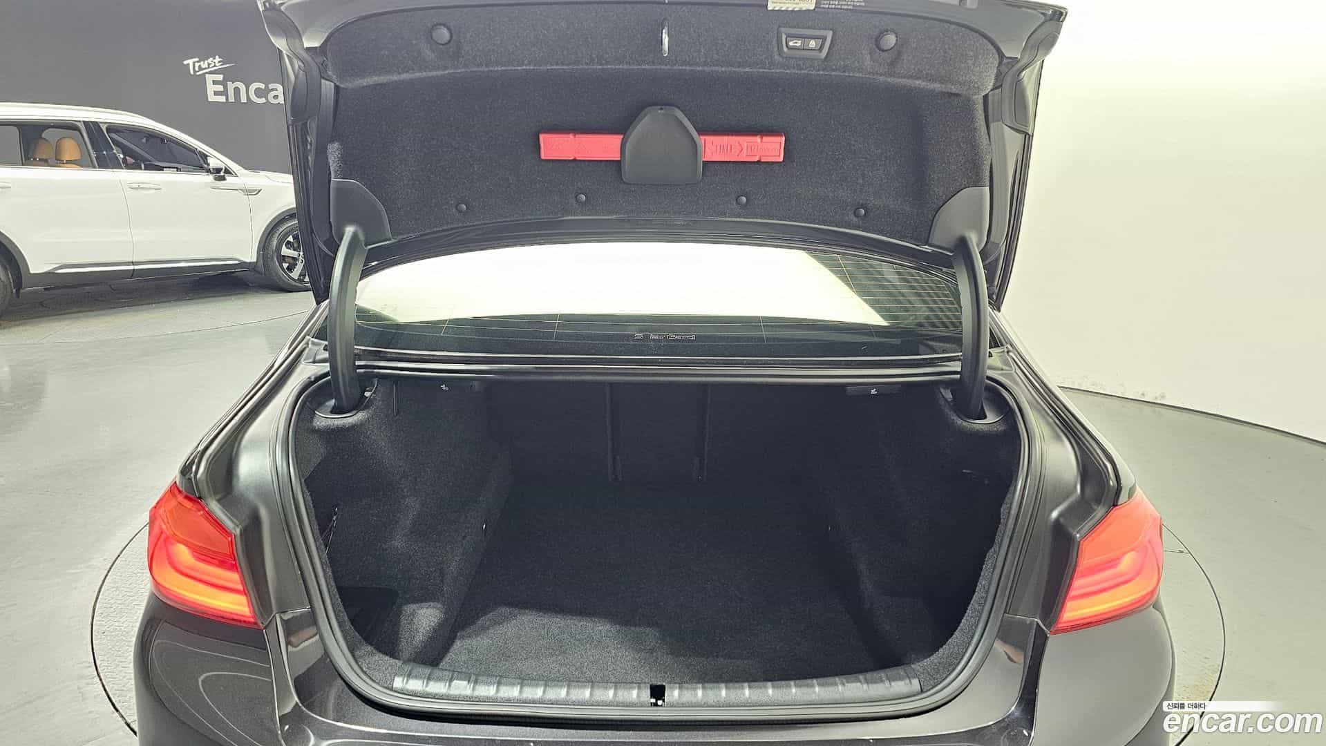 5-Series BMW 2020.0-OPTION-024