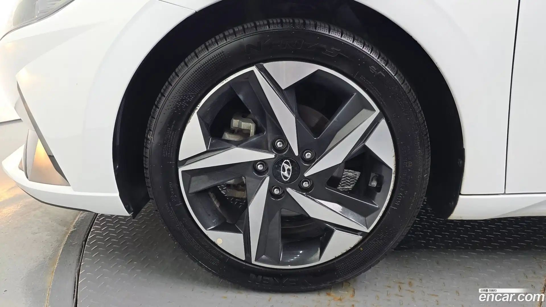 AVANTE Hyundai 2022.4-OUTER-005