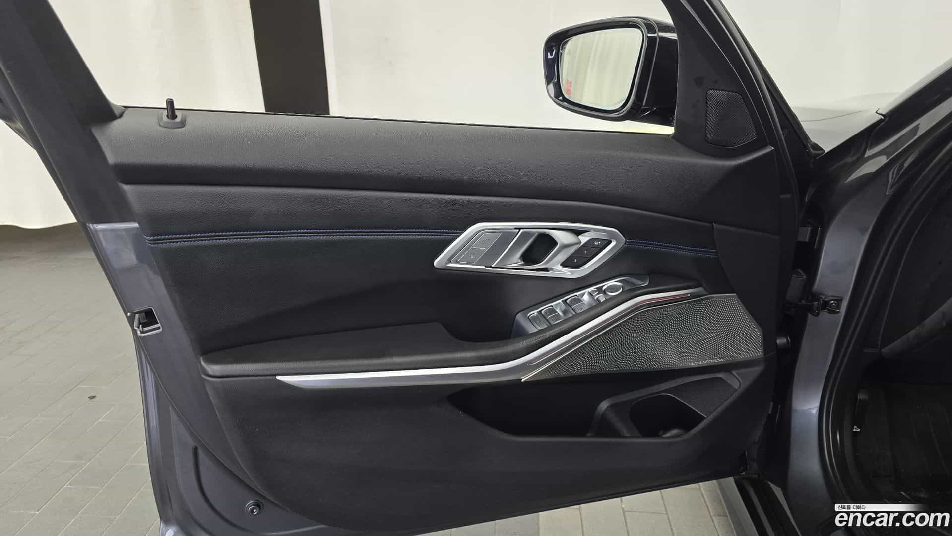 3-Series BMW 2021.6-INNER-034