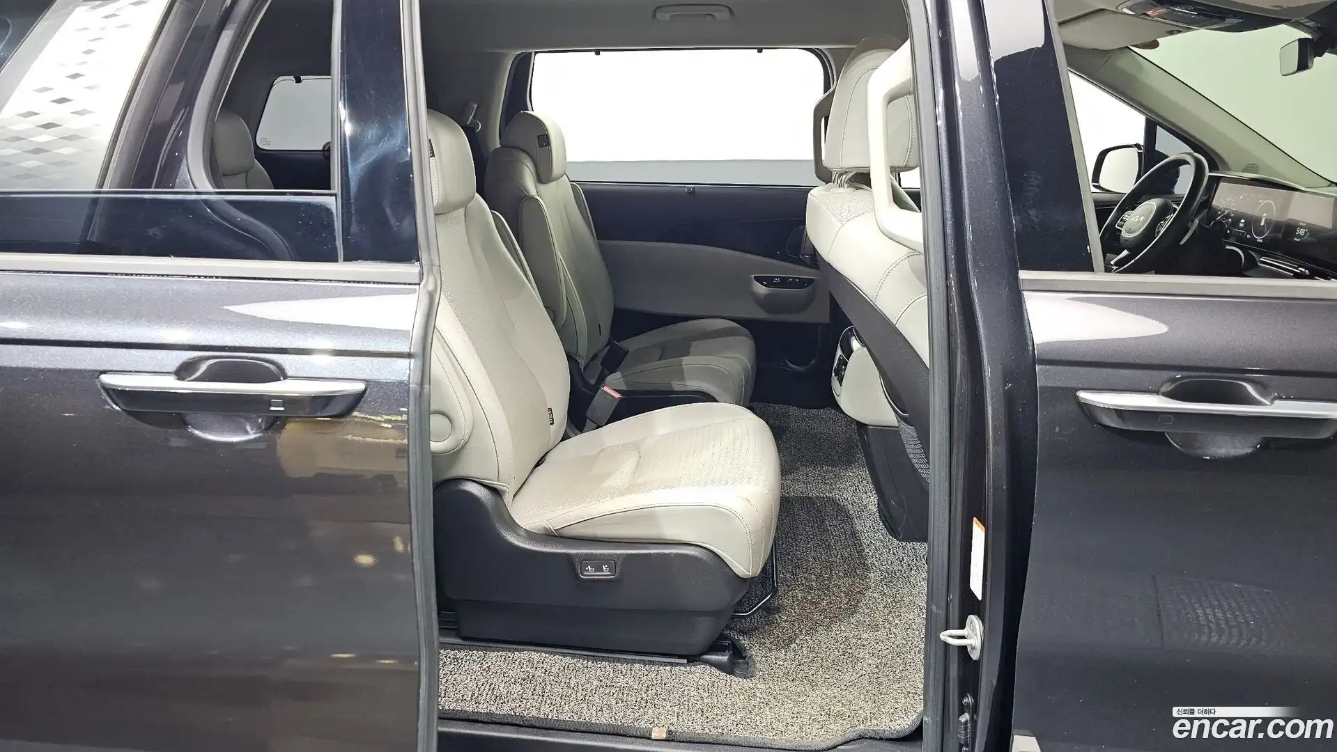 Canival Kia 2021.8-OPTION-015