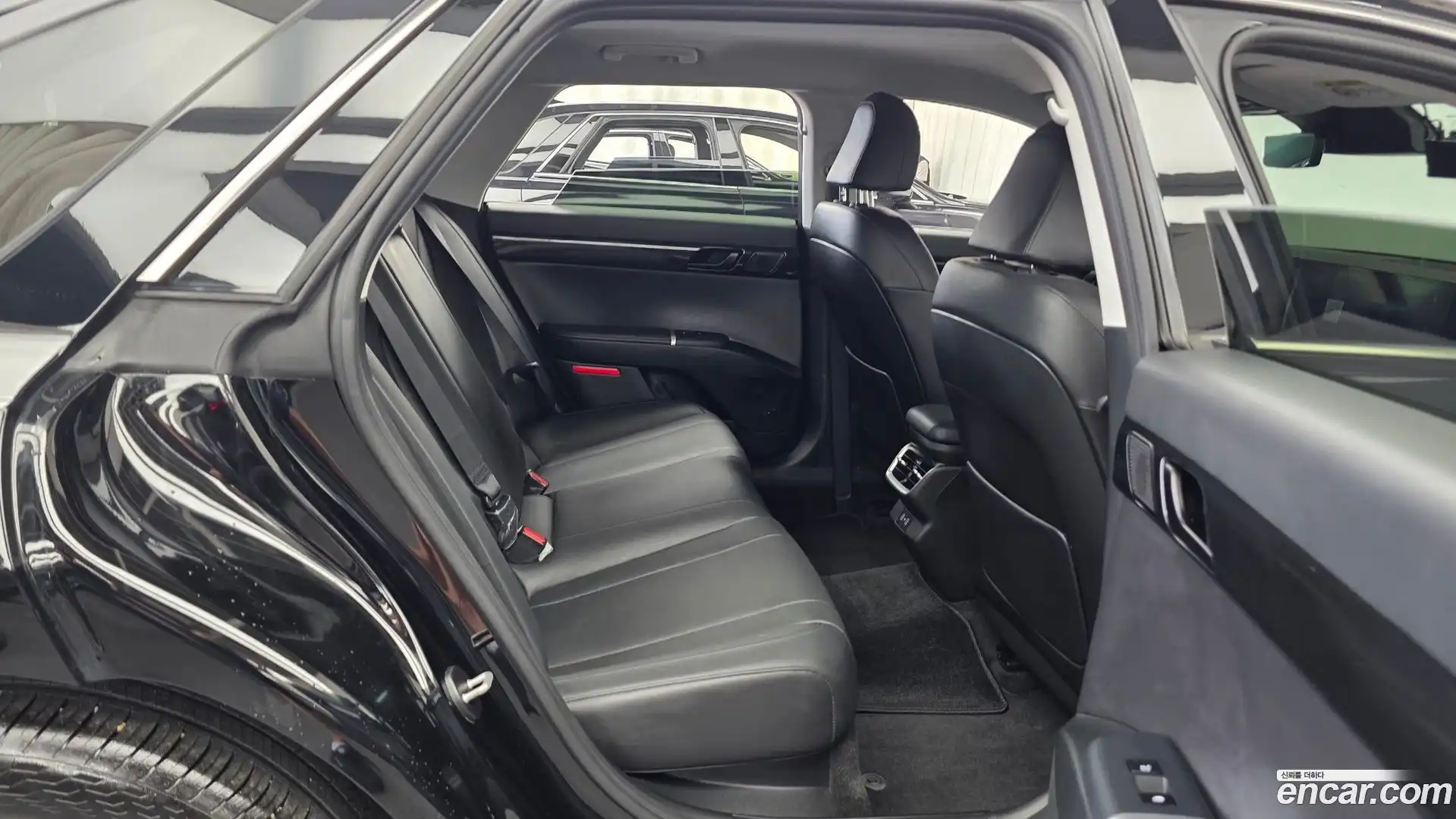 Grandeur Hyundai 2023.5-OPTION-016