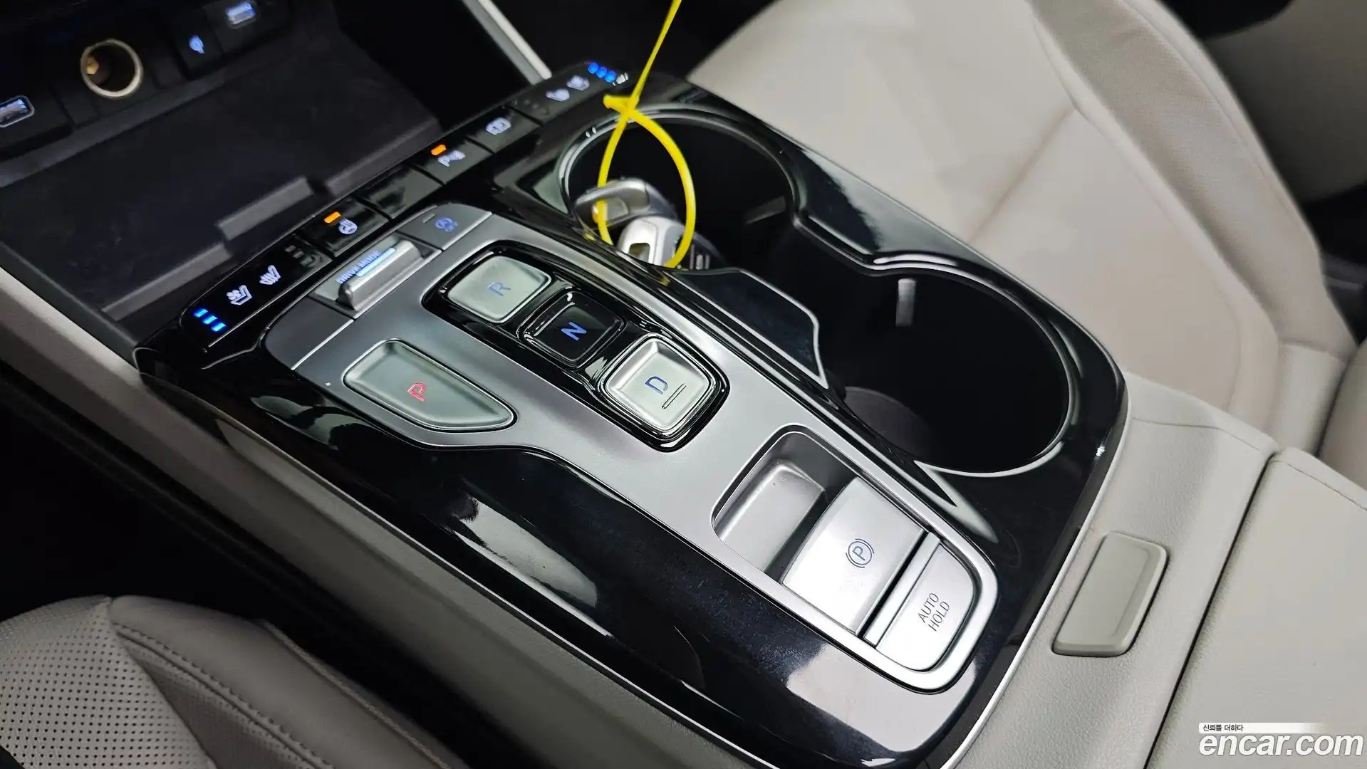 Tucson Hyundai 2022.2-INNER-009