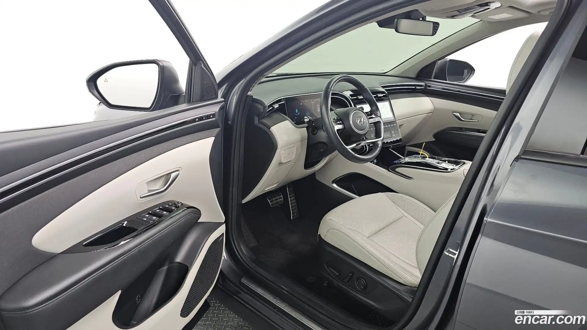 Tucson Hyundai 2022.2-INNER-010