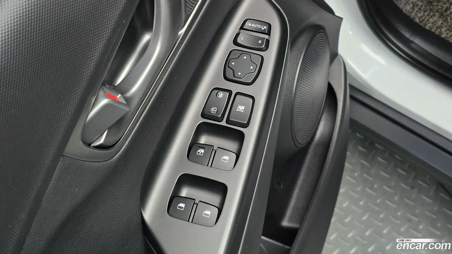 Kona Hyundai 2020.11-OPTION-040
