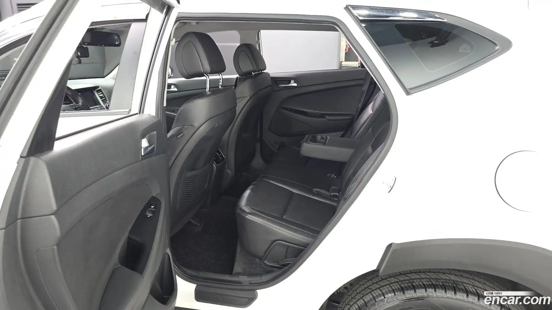 Tucson Hyundai 2017.9-OPTION-015