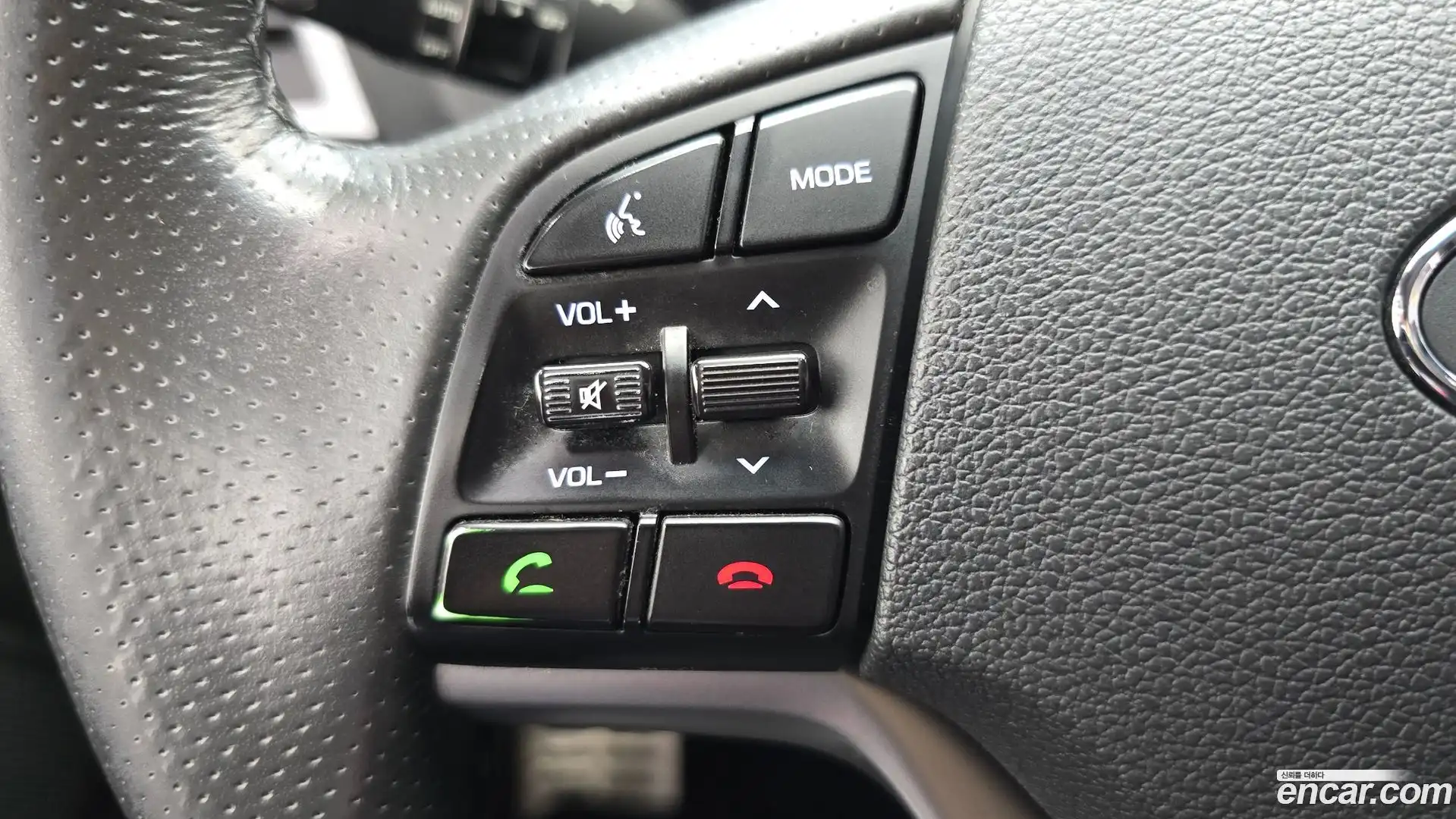 Tucson Hyundai 2017.9-OPTION-022