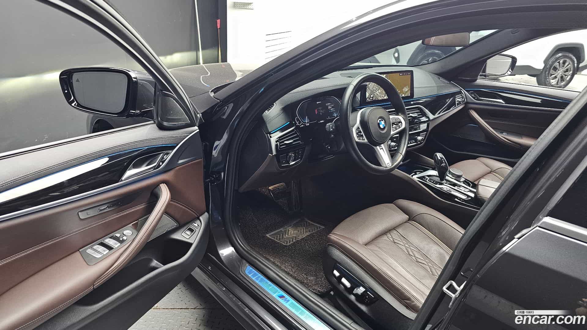 5-Series BMW 2021.10-INNER-010