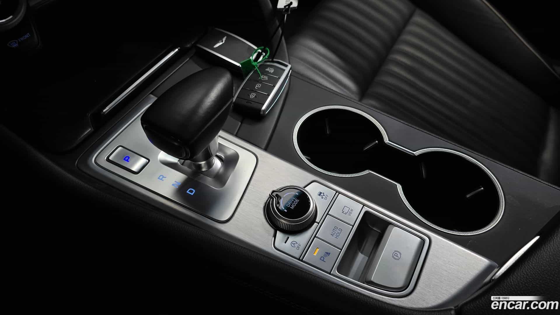 G70 Genesis 2018.1-INNER-009