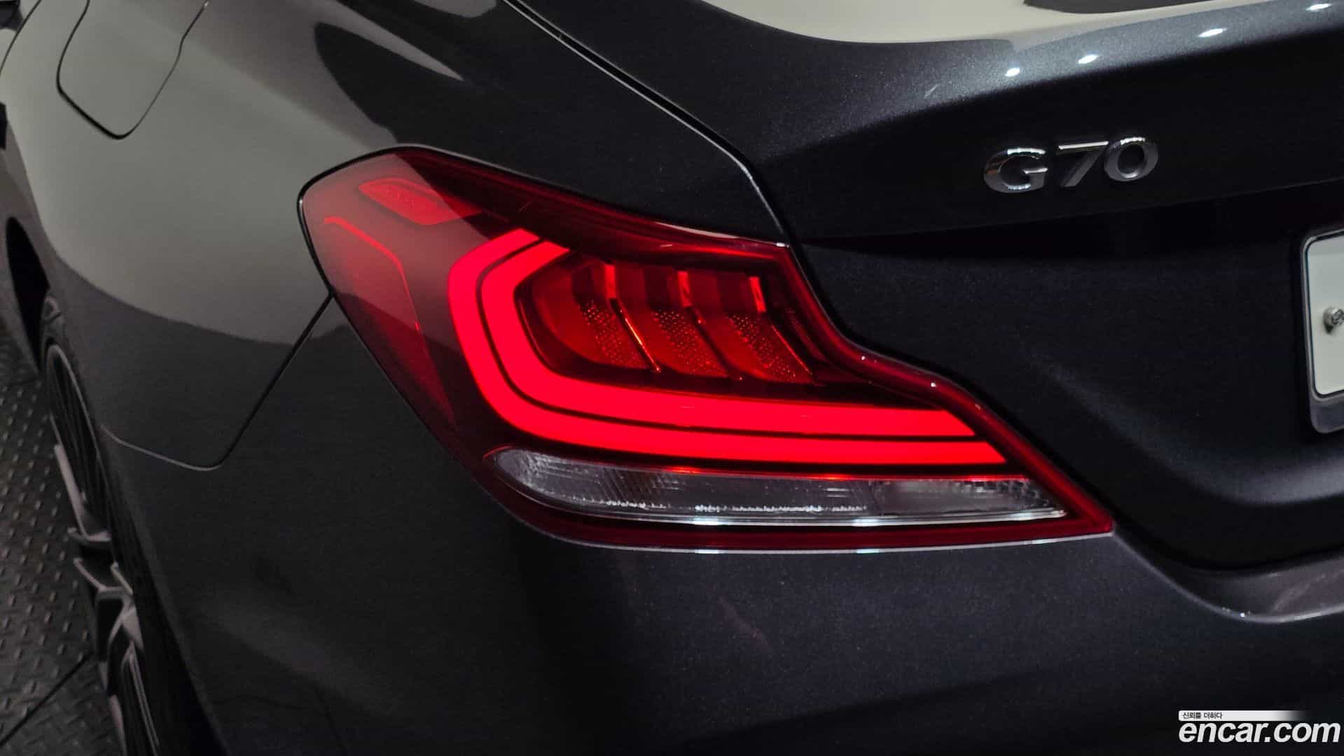 G70 Genesis 2018.1-OUTER-033