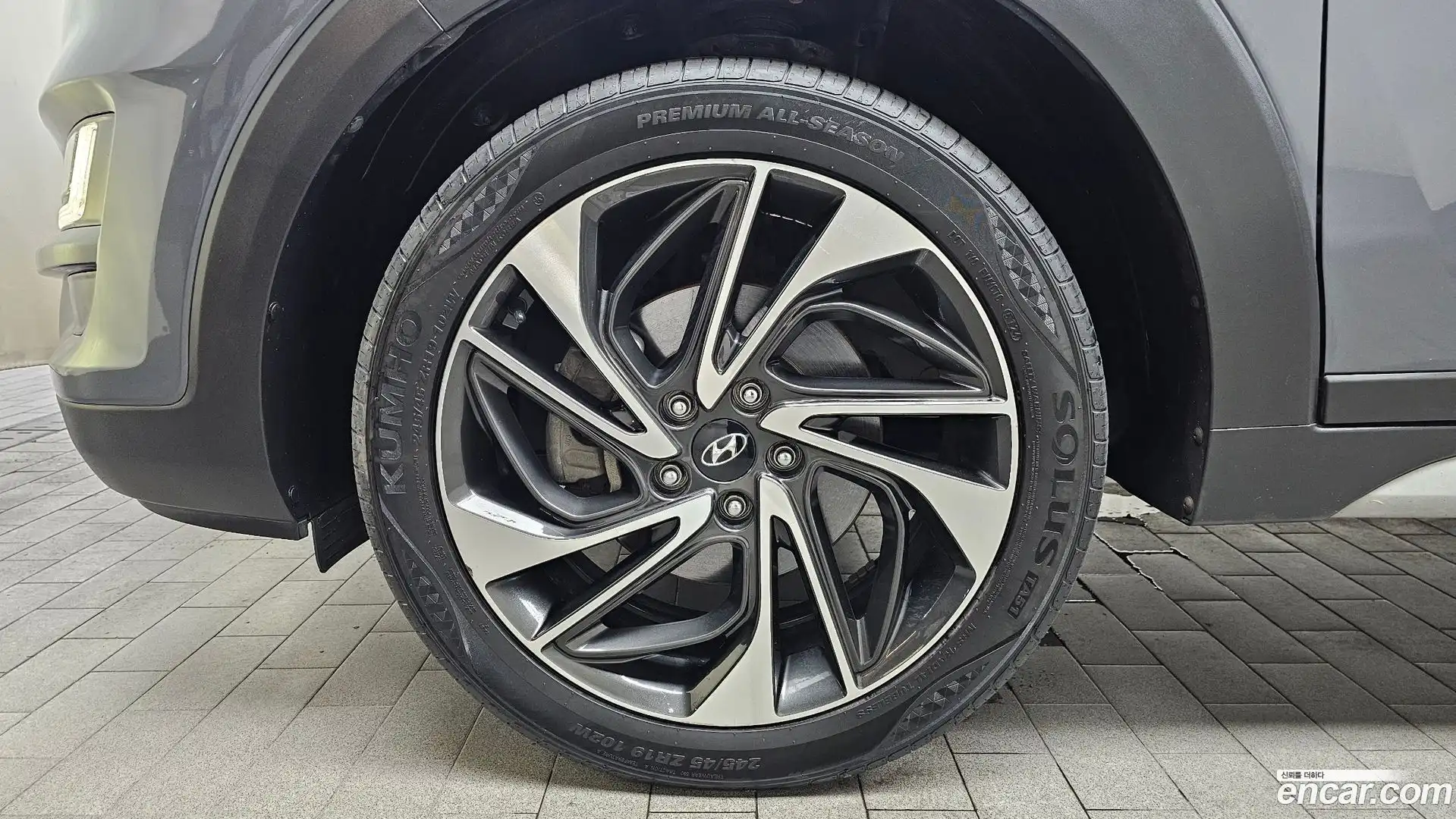 Tucson Hyundai 2018.10-OUTER-005