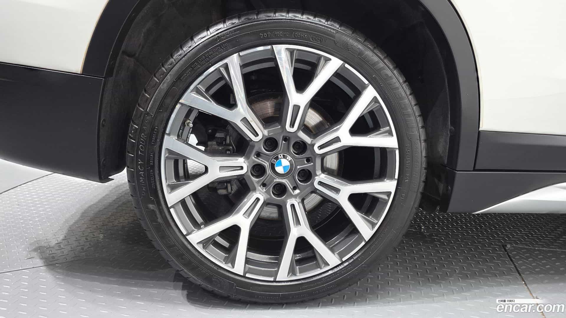 X1 BMW 2022.4-OUTER-031