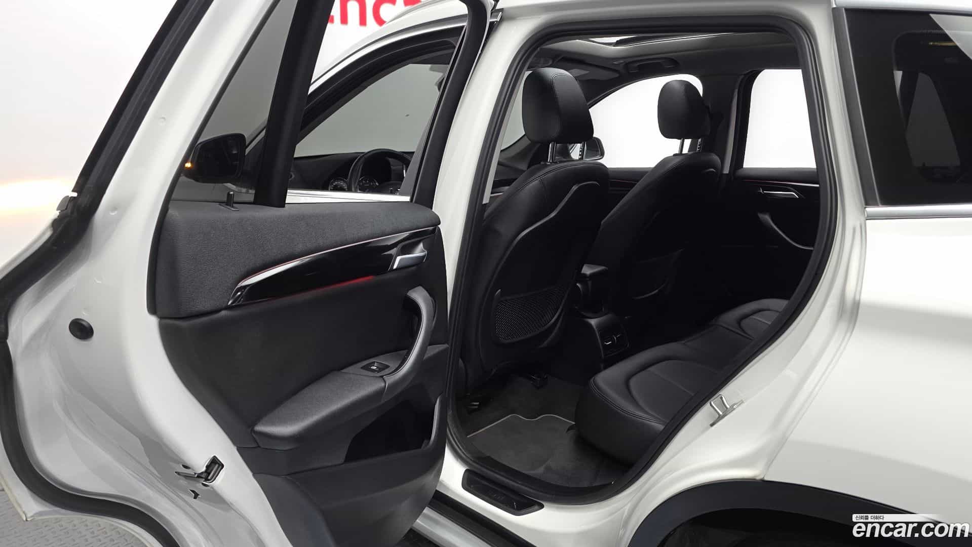 X1 BMW 2022.4-INNER-036