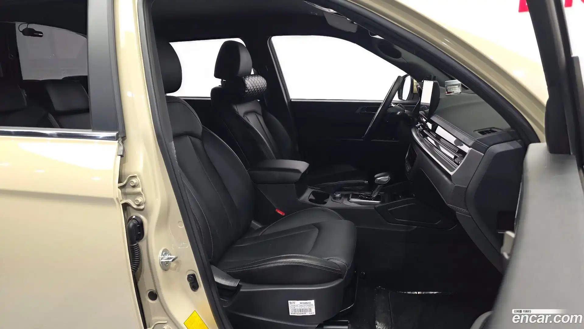 Rexton KG Mobility 2024.6-INNER-036
