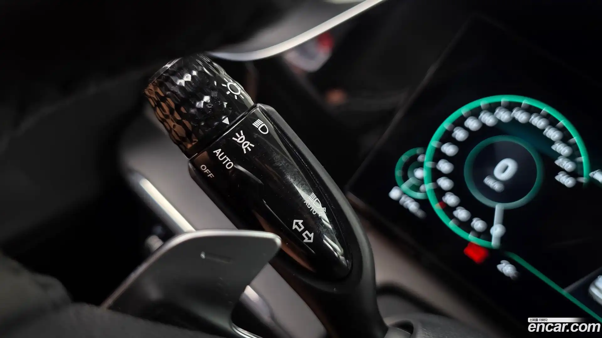 Grandeur Hyundai 2021.8-OPTION-042
