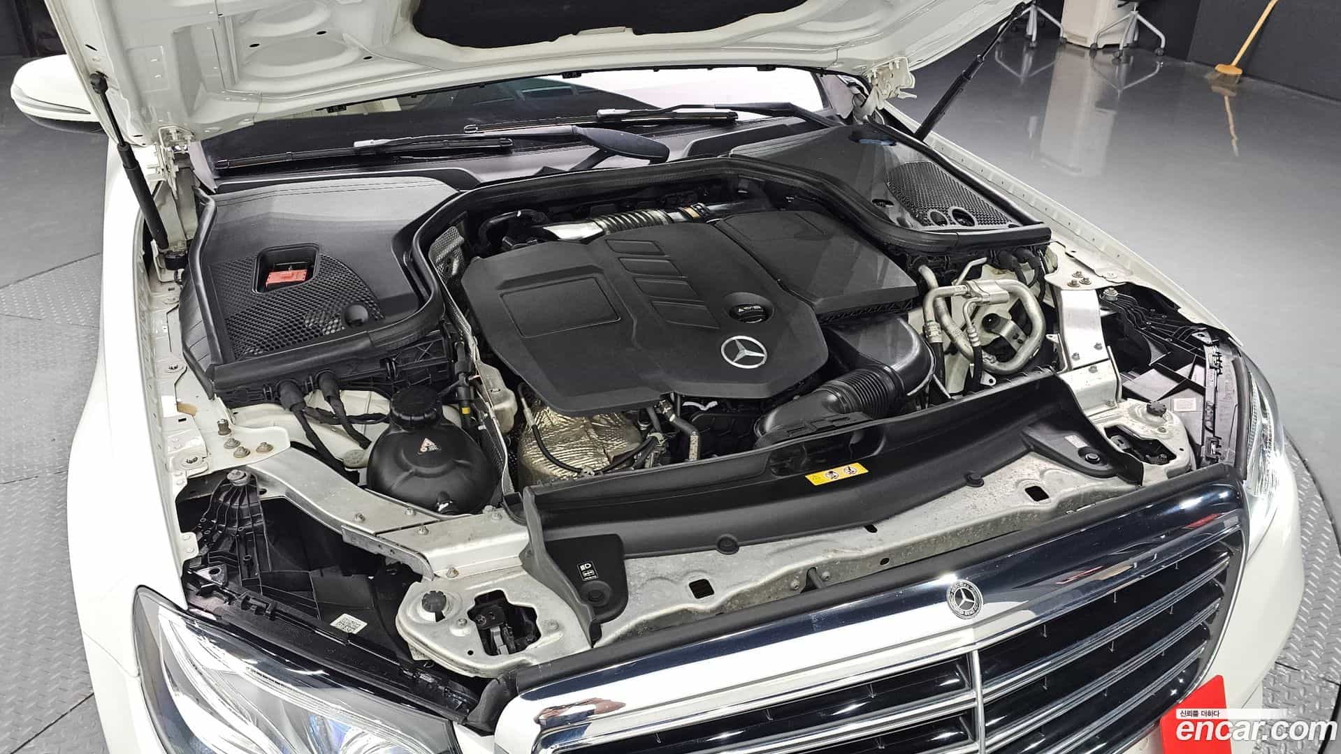 E-Class Mercedes-Benz 2019.5-OUTER-006